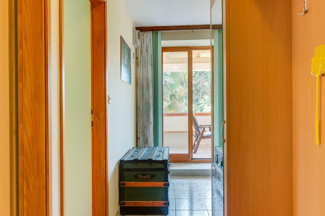 Apartmani Rukonic Aleksandar Nerezine Exterior foto
